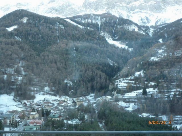 LIONE e LA FESTA DELLE LUCI, CHAMBERY, BOURG EN BRESSE, PEROUGES, COURMAYER: 6-9 dic. 13