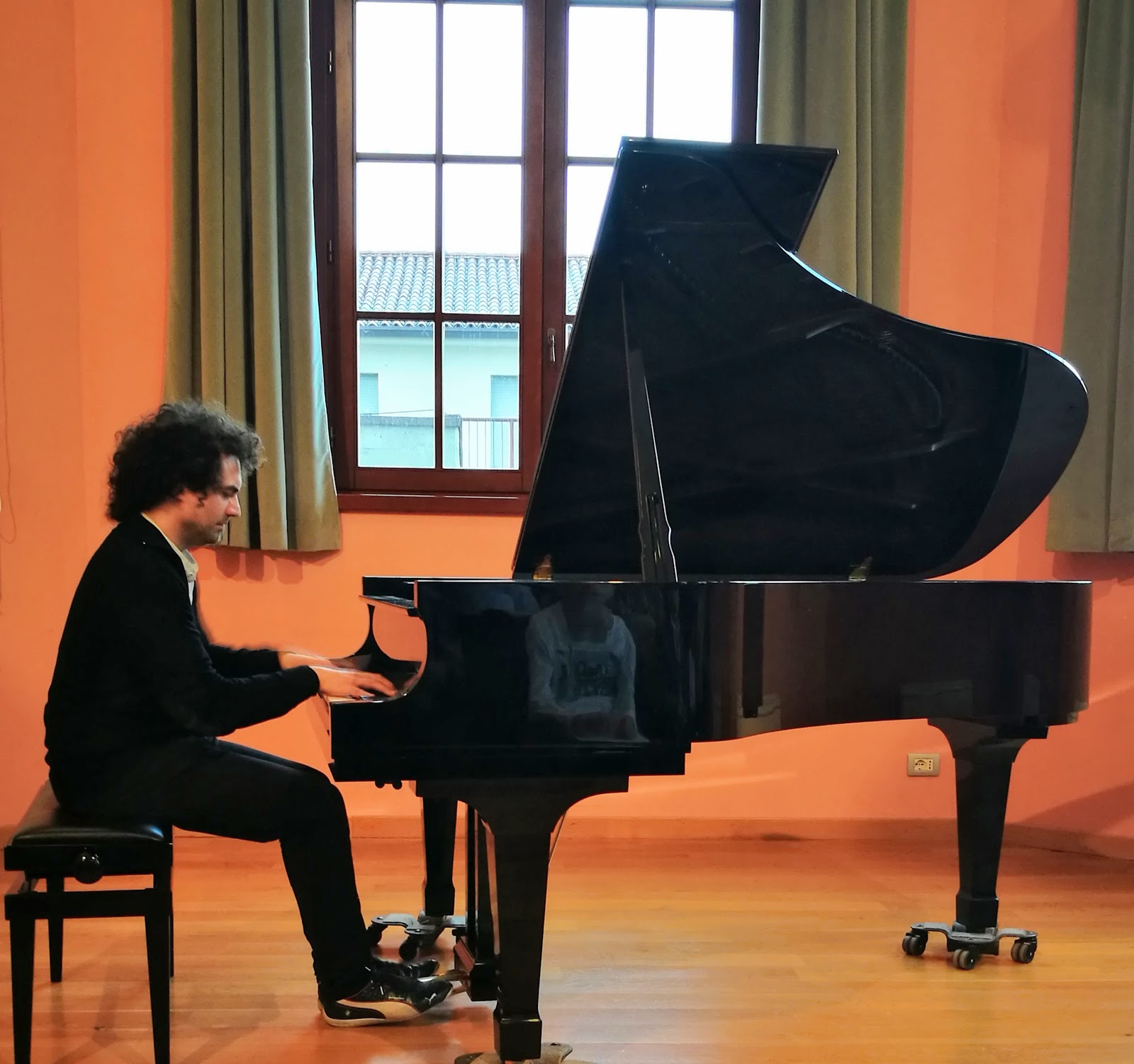LEZIONE-CONCERTO del PIANISTA SEBASTIAN DI BIN a Scuola di Musica “Città di Codroipo” (UD) 13 maggio 2017