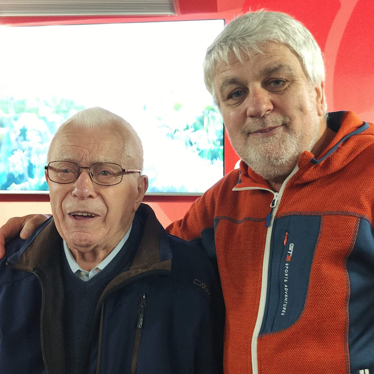 con Guerrino Defend, di Codroipo: 100 anni, compiuti lo stesso giorno di Dino Persello.