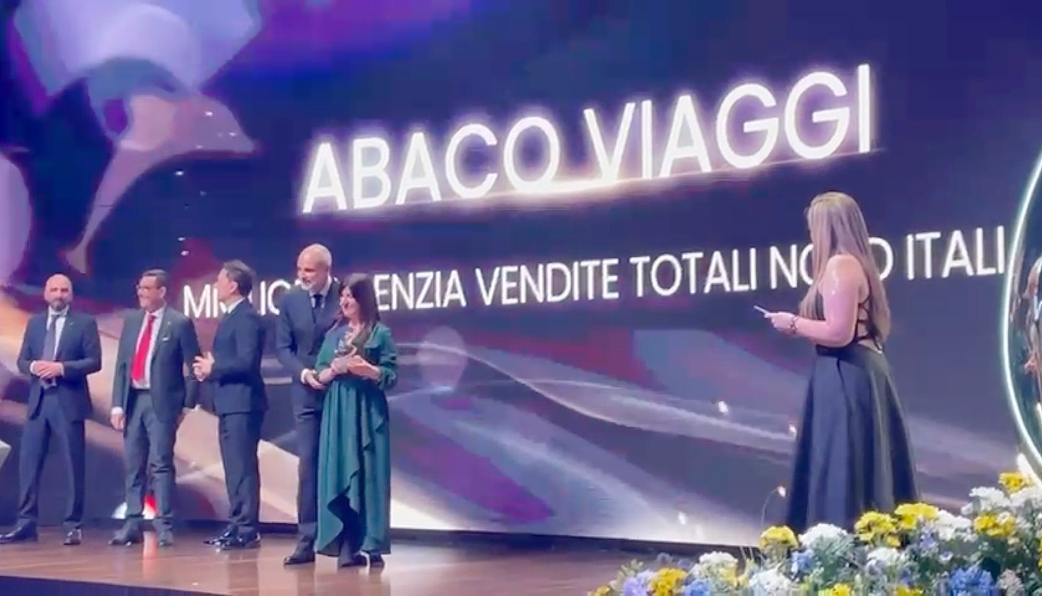 Abacoviaggi premiata come milior agenzia vendite totali Nord Italia